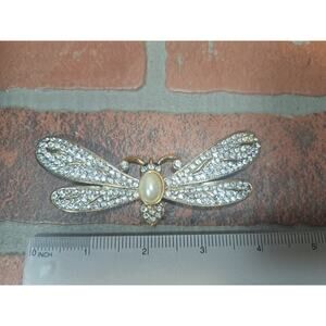 Vintage Silver Toned Faux Diamond And Pearl Butterfly Brooch